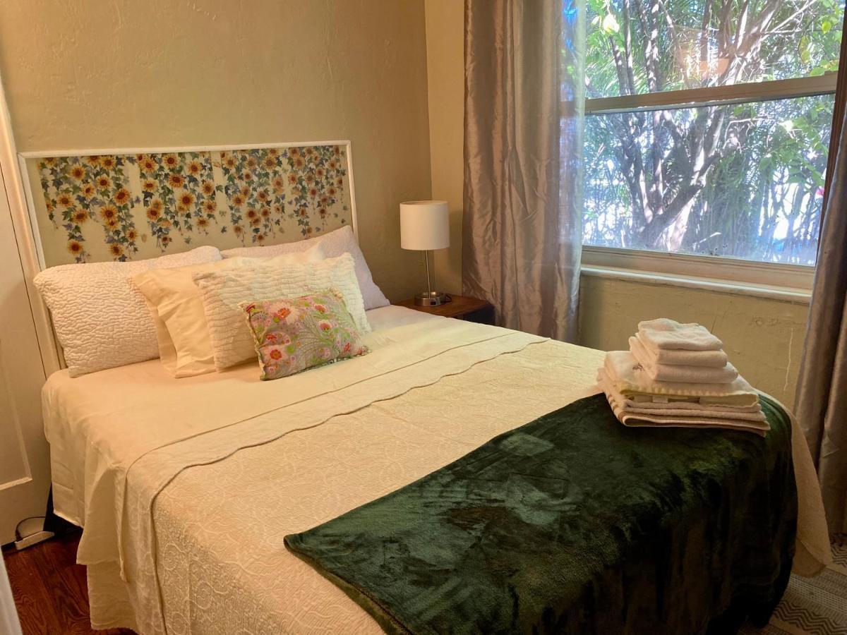 Villa Olivia Guest Rooms Hollywood Eksteriør bilde